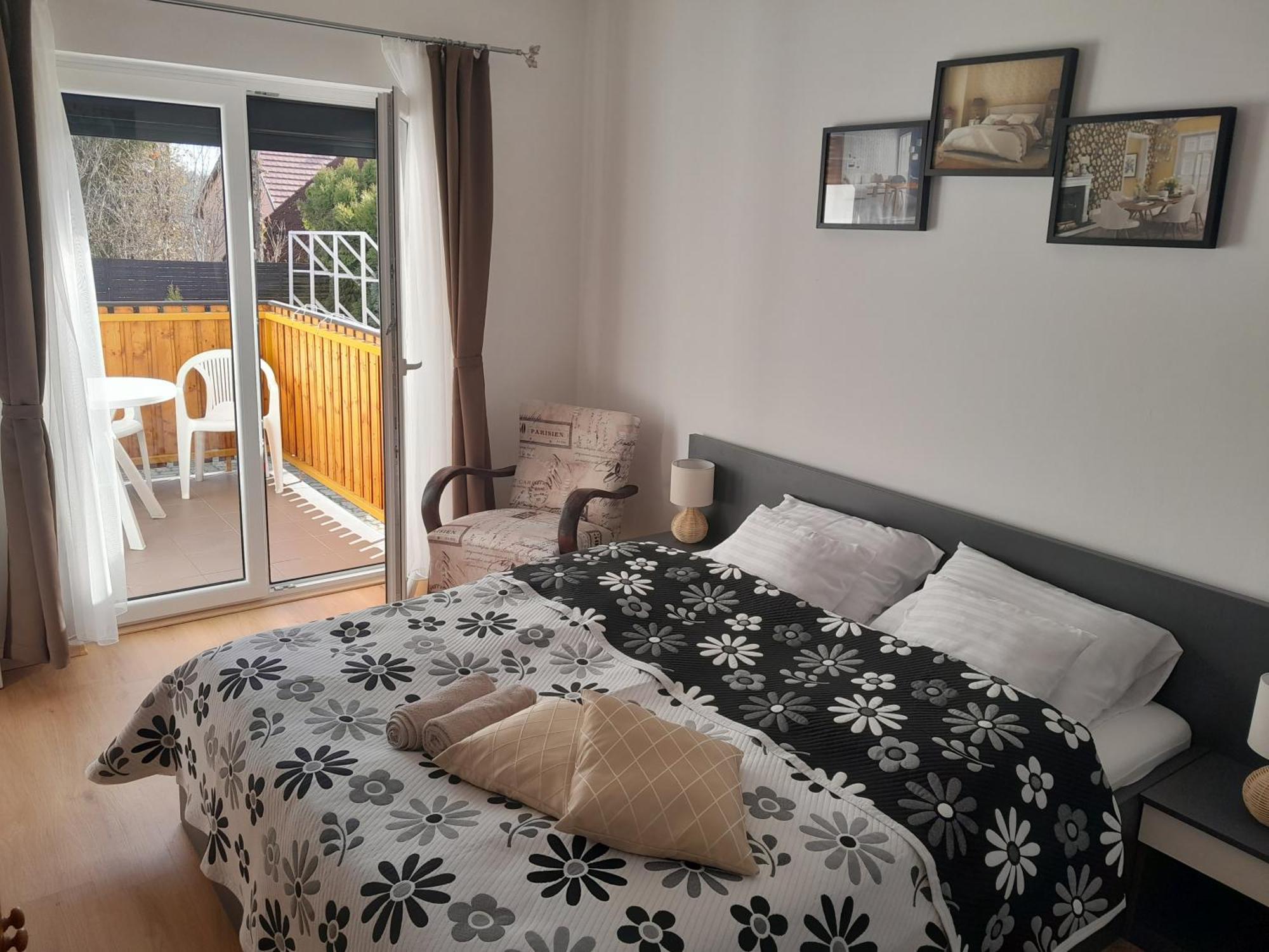 זלקרוס Nyirfa Apartmanhaz מראה חיצוני תמונה
