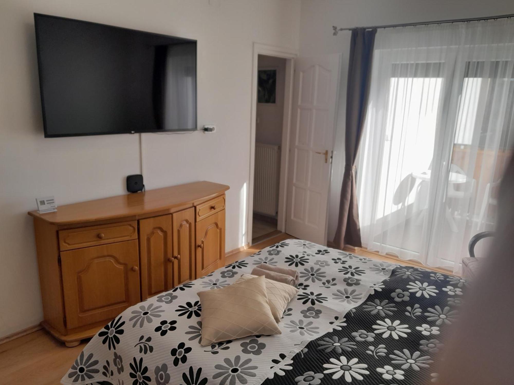 זלקרוס Nyirfa Apartmanhaz מראה חיצוני תמונה