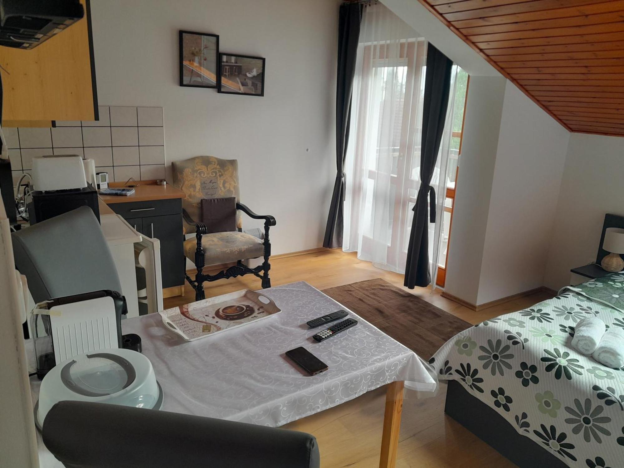 זלקרוס Nyirfa Apartmanhaz מראה חיצוני תמונה