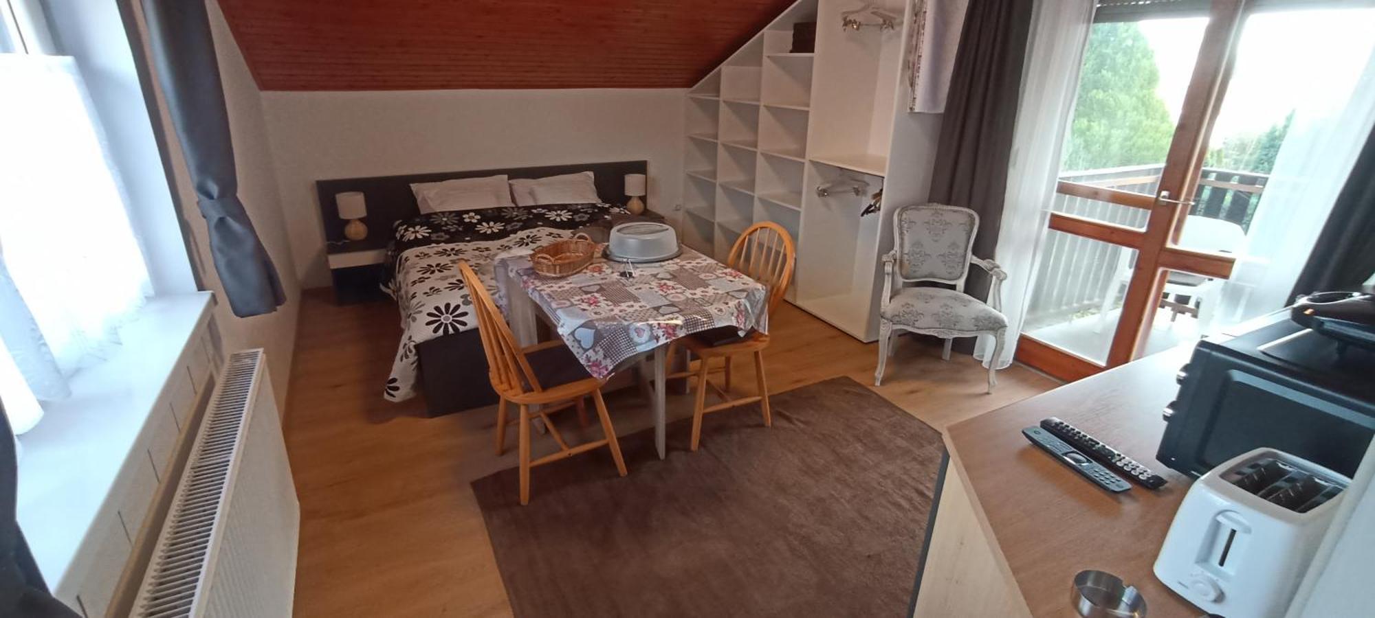 זלקרוס Nyirfa Apartmanhaz מראה חיצוני תמונה